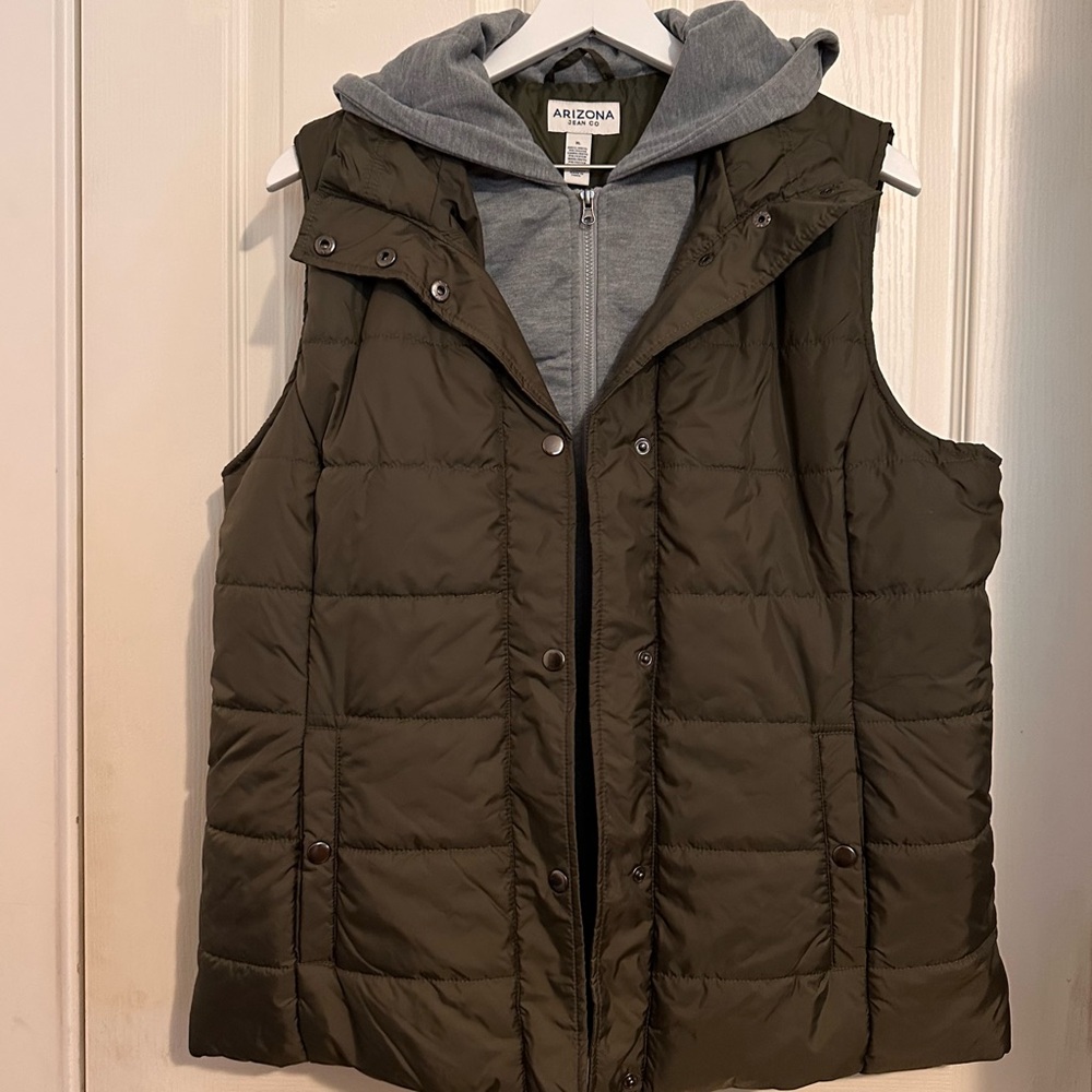 Arizona Olive Green Puffer Vest with Hood